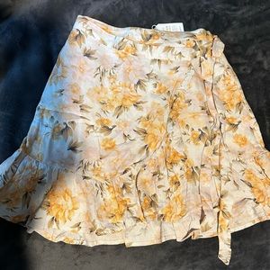 American Eagle Floral Linen Wrap Skirt Size XS NWT